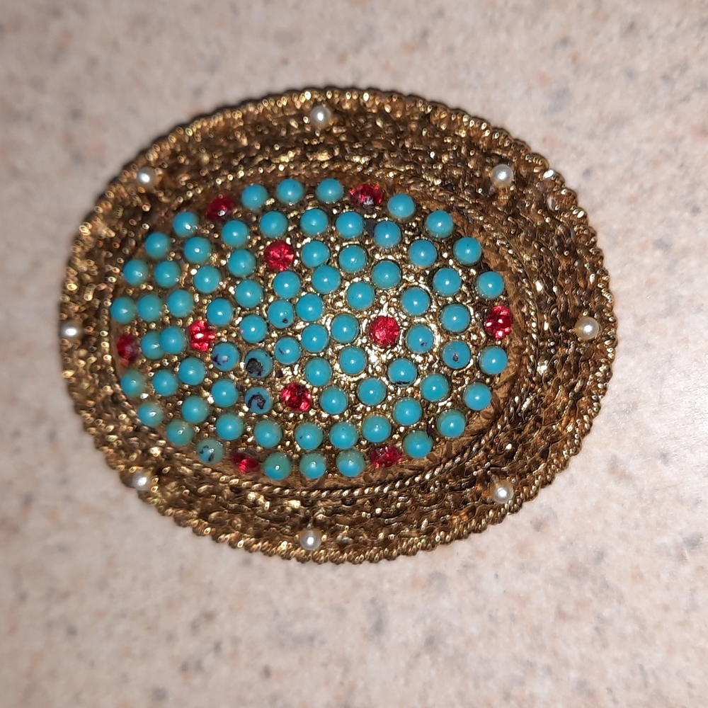 Statement brooch - Picture 2 of 3